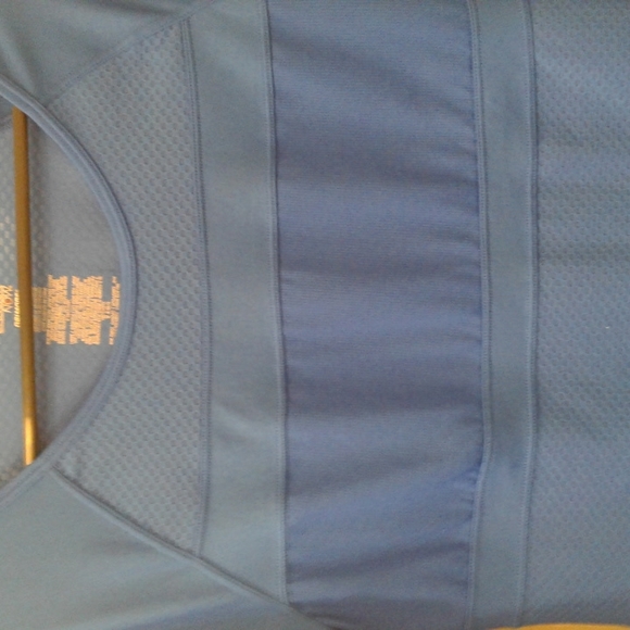 DANSKIN NOW shirt - Picture 3 of 4